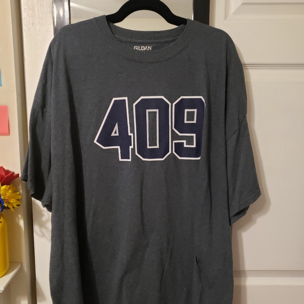 Pennsate shirt